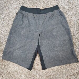 Lululemon T.H.E. Short Mens Large 11" Grey Gym Shorts Linerless Athletic Unlined